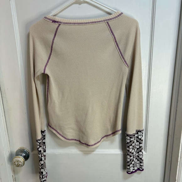 Free People "She's Reversible Cuff" Thermal Top - Picture 4 of 6